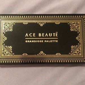 ACE Beaute eye Shadow